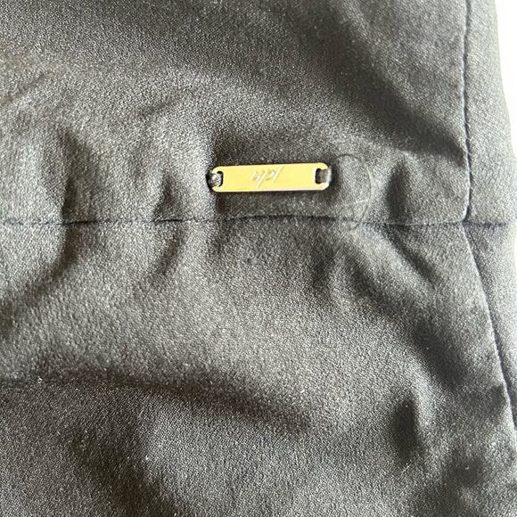 Tarse "UP" by Johnny Women's Capri Pants with Lace Hem Size Lg 8 NEW - Picture 6 of 16